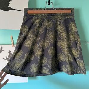 Alpine Design Skirt Grey with Floral Print Size Small